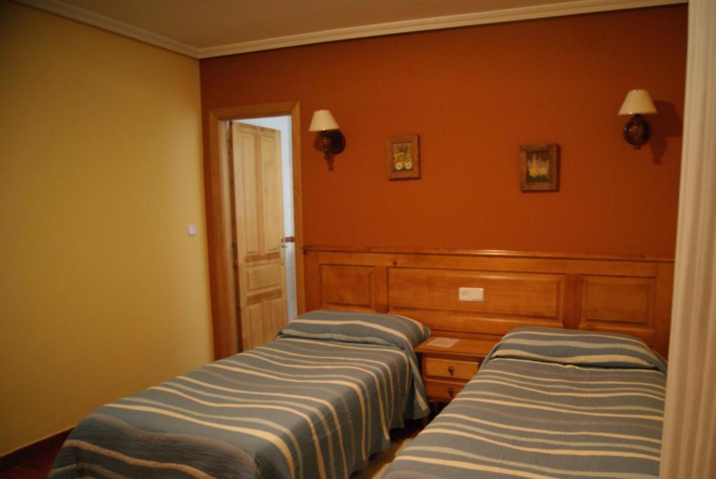 Hotel Garganta Del Cares Poncebos Room photo